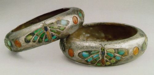 egypt-museum: Bracelets of Queen Hetepheres I Some of the earliest silver objects unearthed in Egypt