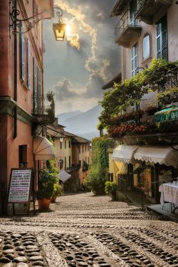 and-the-distance:  Bellagio - Lake Como - Italy