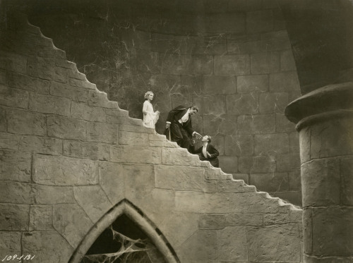 minayuri:Dracula (Bela Lugosi), Renfield (Dwight Frye), & Mina Seward (Helen Chandler)DRACULA (1