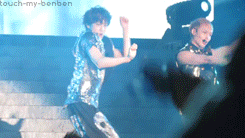 leoxiing:  Dancing machines interrupted   
