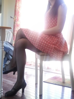 sarisstg:Daddy gave me this SUPER cute polka-dot