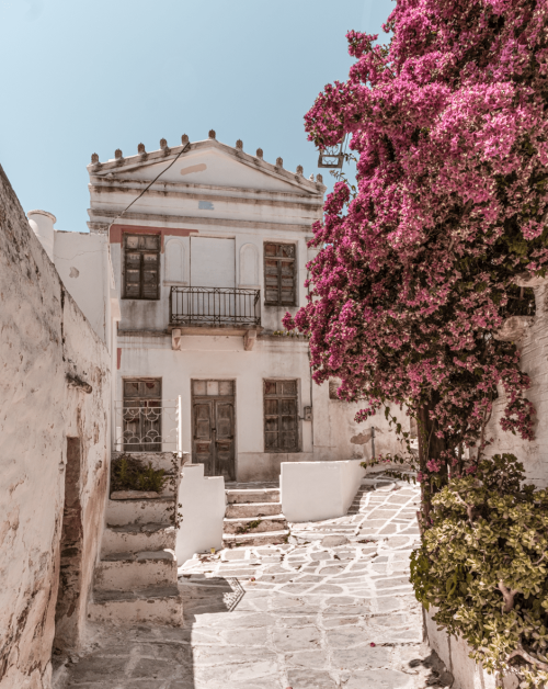 vivalcli:Lefkes: The Ancient Capital of Paros ~ Postcardsbyhannah