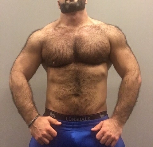Follow my two hairy men blogs:http://sambrcln.tumblr.comhttp://hairysex.tumblr.com