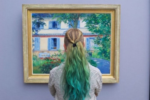 mymodernmet:Photographer Quietly Captures Museum Goers Who Accidentally Match the Artwork