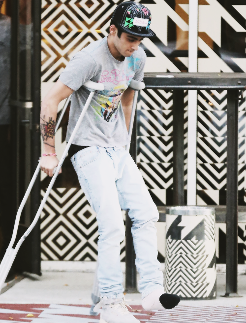 don't touch me