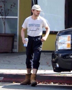 snoopwhale:  shia labeouf just doesn’t
