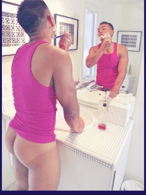 hijoprieto8:  Chinos with phat Culos mmmmmmm 