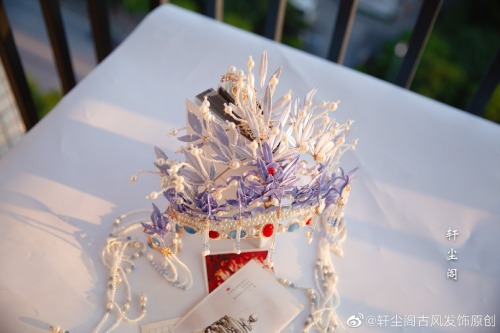 headpiece made of 缠花工艺chanhua craftsmanship for chinese hanfu by 轩尘阁