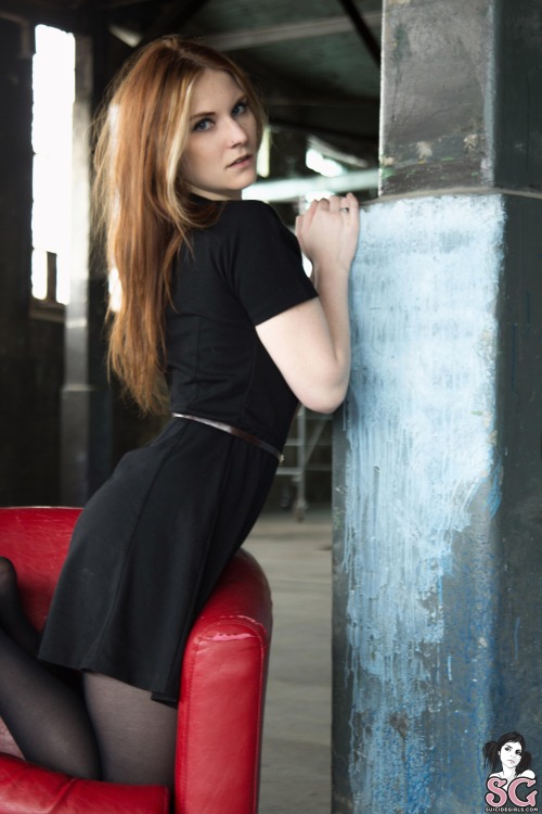 past-her-eyes:  Kendall Suicide  kendall.suicidegirls.com For South African SuicideGirls 