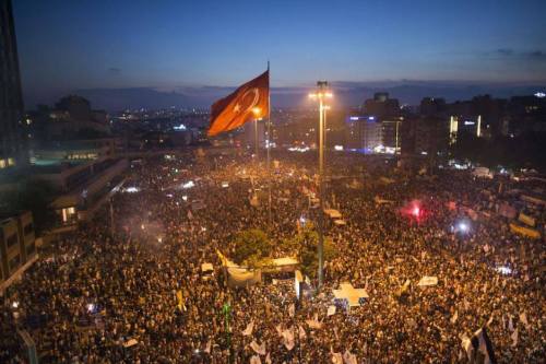 olmasaydinolmazdik:  Gezi Parkı Türkiye’ye Dayanışmayı Öğretti !!! 