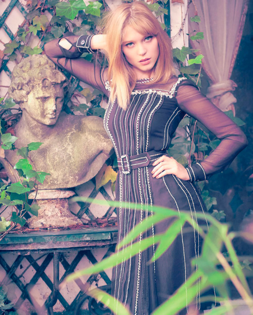 Léa Seydoux posing with sculpture in a fall fashionfeature for Harper’s Bazaar Brazil, November 2014