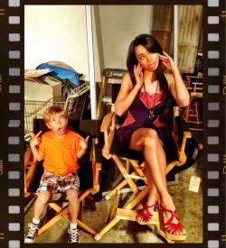  @Aimee_Garcia Jamie &amp; Harrison being silly on set #Dexter pic.twitter.com/5aeu3LvBHE   