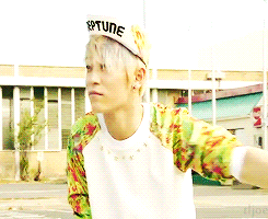 tljoe:  Byunghun in Hawaii BTS part 2 