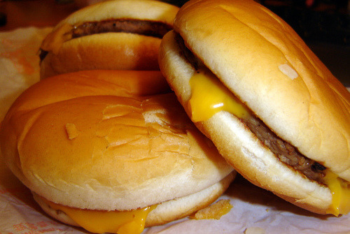 foodishouldnoteat:  if you love food follow my blog!