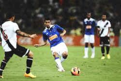  Cruzeiro 5-3 Vasco.  