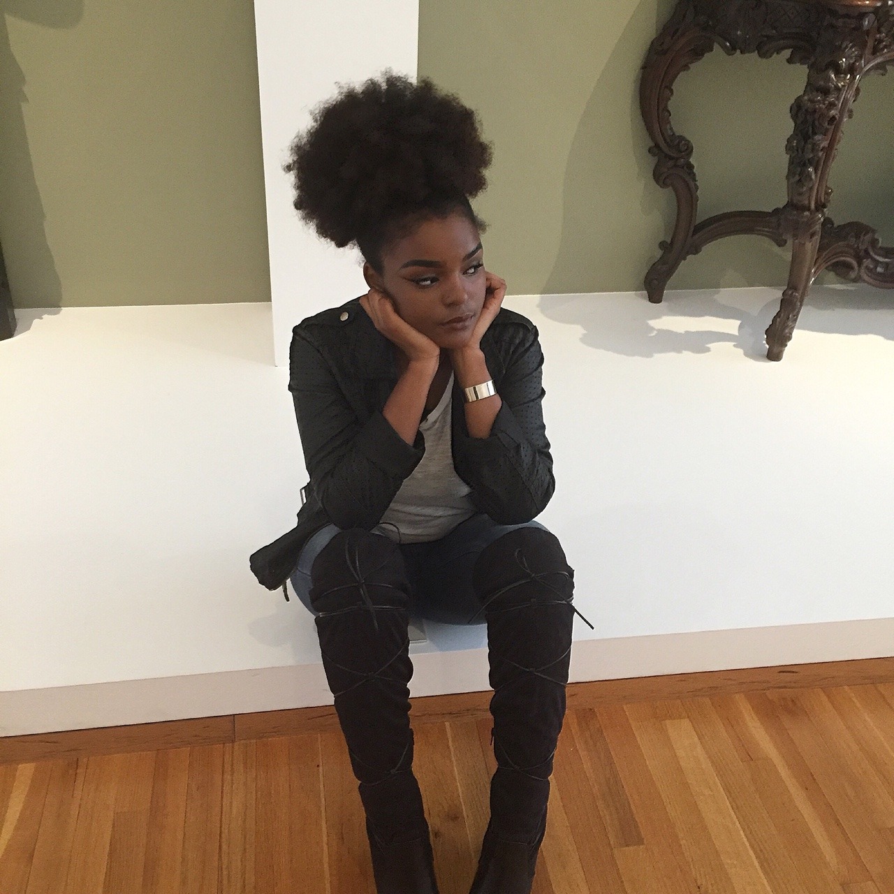 plussizedhiiipy:  iamhannalashay:  I completely forgot it was dark skin appreciation