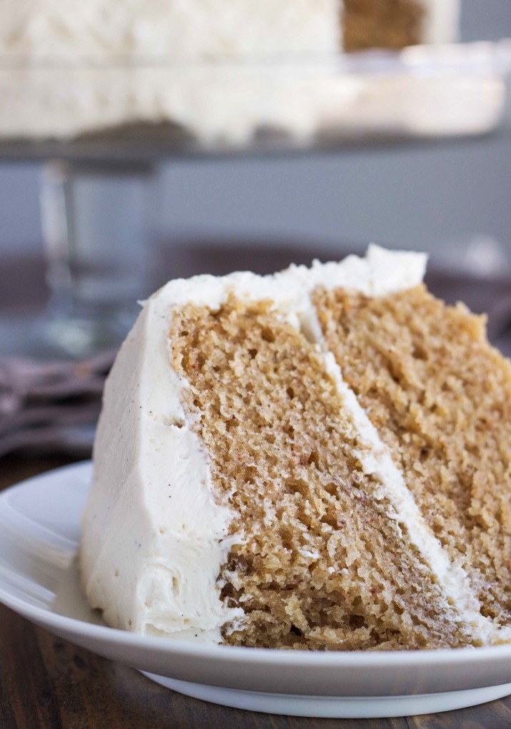 vegan-yums:  Chai Spice Cake with Vanilla Bean Buttercream (Vegan) / Recipe