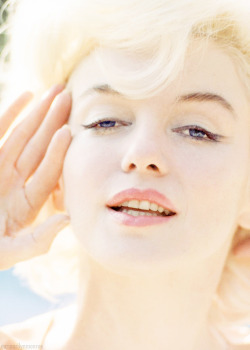 ourmarilynmonroe:  Marilyn Monroe photographed