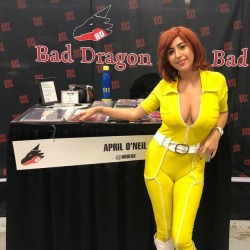 I had such a fun first day of my first NJ @3x_expo! Thanks to everyone that came by the @baddragontoys booth! See you tomorrow! 💛 (at EXXXOTICA Expo New Jersey) https://www.instagram.com/p/Bps_gDKg8de/?utm_source=ig_tumblr_share&amp;igshid=7pfwpg2sg7q8