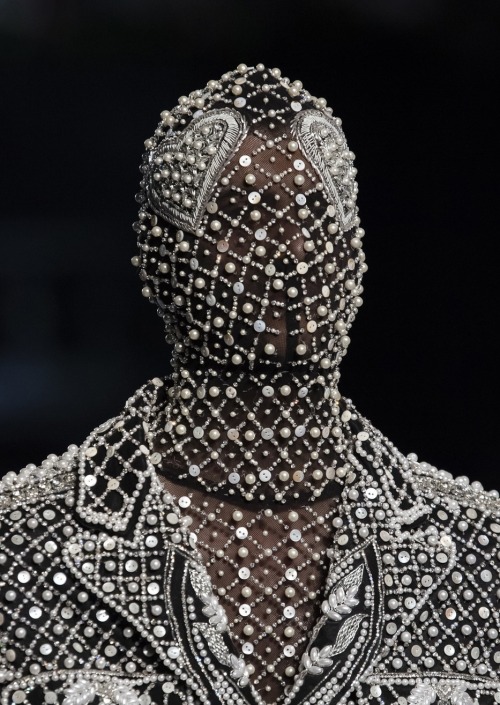 monsieur-j:Richard Quinn Fall 2020 Runway Details