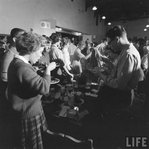 Students at Occidental hold a Stand-Up Strike(J.R. Eyerman. 1960)