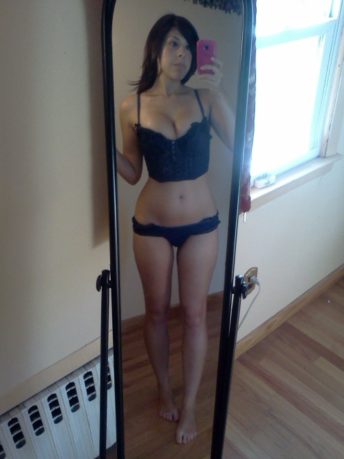 alwayshornysylvia:  How are my followers doing ? :*