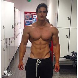 billyraysorensen:  Muscled studly – Loic Zine …