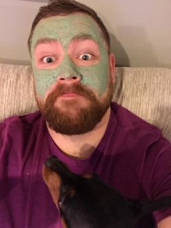 theshelteredlife:  Ruger isn’t a fan of my masks! #Mask4Mask  I can tell that&rsquo;s Lush Mask of Magnaminty and I approve