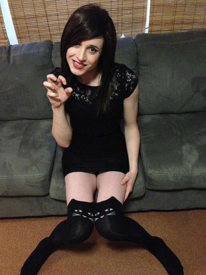 weddingcrasher1:  tgirlfantasy:  Beautiful Crossdress Amber Smith .enjoying her feminity !!