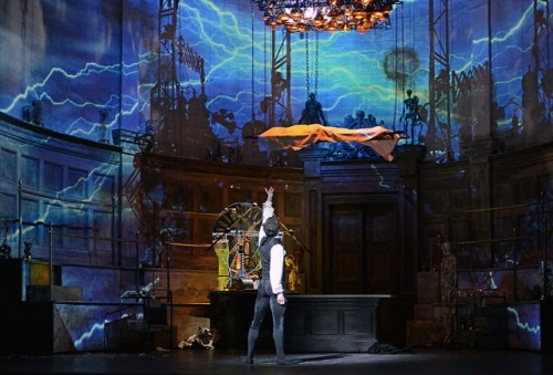 teratomarty: zigraves: carmenquinn: Mary Shelley’s Frankenstein Royal Ballet oi, @teratomarty 