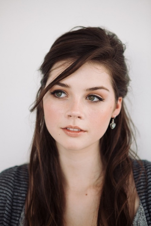 lipat-stuff: Elise Trouw