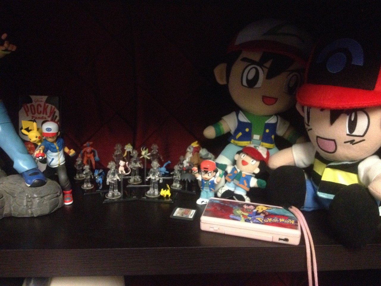 seatrooper:  seatrooper:  I’m all moved in and I got my Ash babies set up right