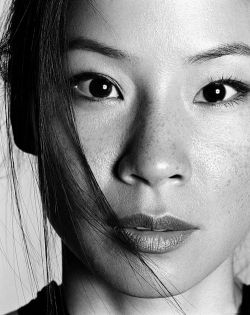 oskaro:  Lucy Liu  So beautiful.