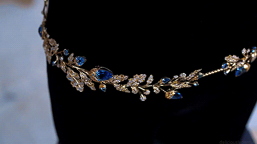 deliciouslydemure: darthputa:  deliciouslydemure:  “Weighing more than 600 carats,