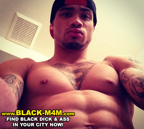 lightskingaboi:  black-m4m:  More Nude Black Gay Pics & Videos @ http://www.Black-M4M.com Over 150,000 Black Gay Profiles @ http://www.Black-M4M.com CLICK HERE TO BROWSE FREE CAMS  😍😍follow me lightskingaboi
