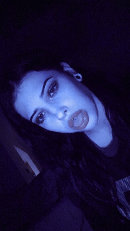 lilxanniebabie: My interaction with people on the internet is becoming just as low as my interaction