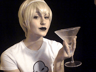 mamalalonde:Rose: Sip martini thoughtfully.