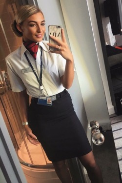 winged-perfection:  Melissa - cute sexy British Airways hosty