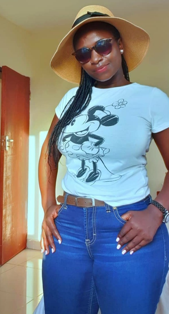 princejazziedad:DeliciouslyCurvy . Busty'Loose. DarkSkinned MamiMizz_Lixy&hellip;&hellip;&hellip;.💛🧡♥️
