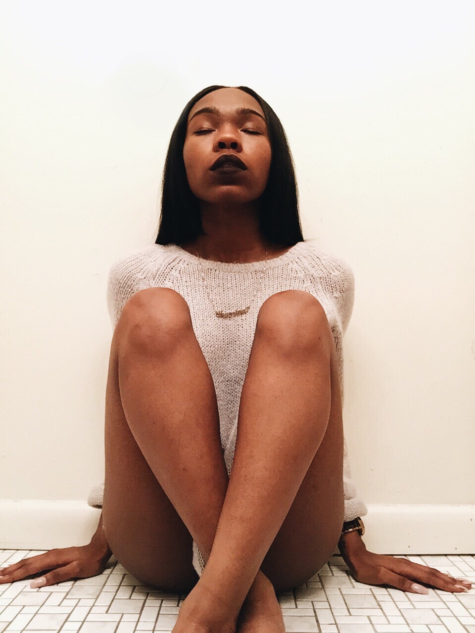sharrina:One time for the blackout.