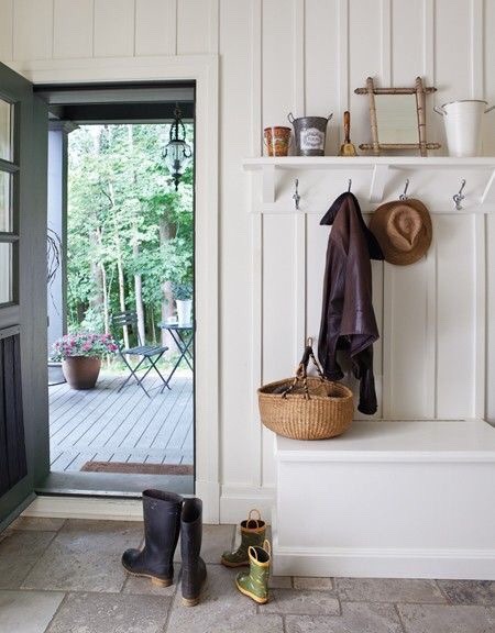 oldfarmhouse: houseandhome.com/gallery/photo-gallery-farmhouse-style/11/ The art of simple l