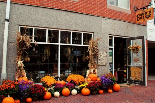 jessicatullyphotography:Autumn in Salem Ma.