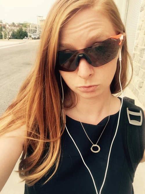 redheadrunner92: Rocked my presentation, got a few beers with dinner, now for some night biking!