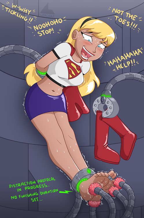 And here we are. I worked up the pic of Supergirl. :DMy rough canon for this is that an engineer at 