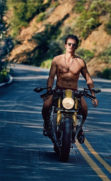 Orlando Bloom turns 42!!