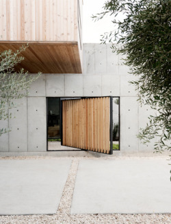 architags:Robertson Design. Concrete Box House. USA. photos:  Jack Thompson