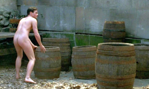 nudialcinema:  Marco Hofschneider nudo in “Europa Europa” (1990) 