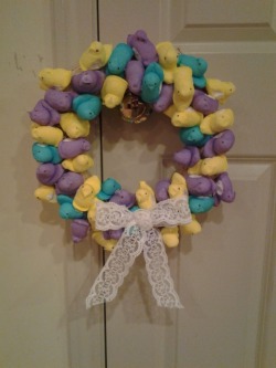 eliqueang:  I made a peep wreath!