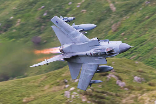 a-saint - planesawesome - PANAVIA TORNADO@julietteandthejet...