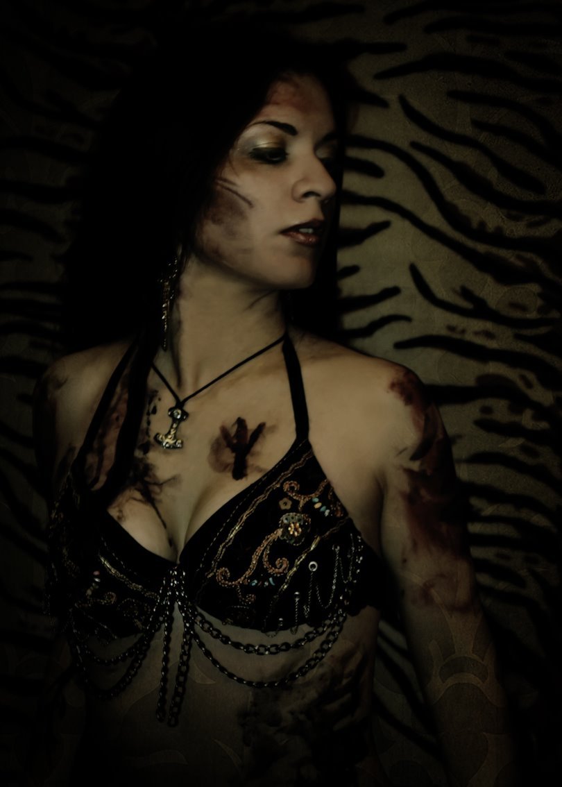 dark-draconette:  Warrior Princess by Draconette Website || Shop || Youtube 